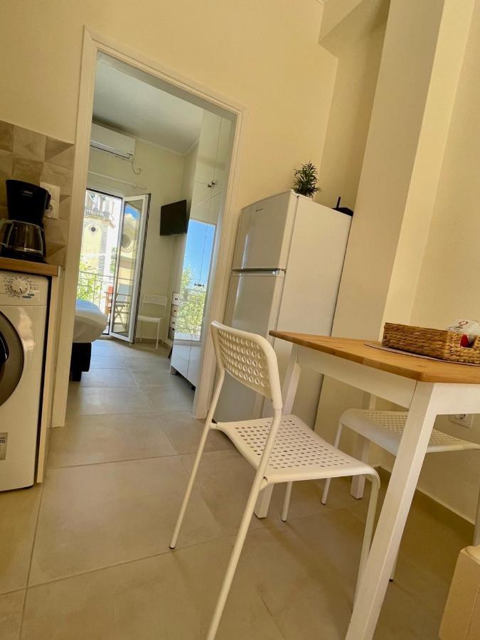 Ilianas Place Ágios Matthaíos Eksteriør billede